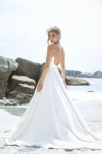 Vagabond Bridal Style #Wren #6 backface vertical thumbnail