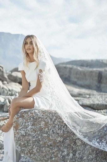 Vagabond Bridal Style #Veil #0 default frontface vertical thumbnail