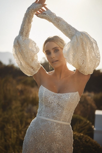 Vagabond Bridal Style #Althea #4 frontface vertical cropped thumbnail