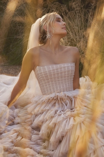 Vagabond Bridal Style #Aurelia #9 frontface vertical cropped thumbnail
