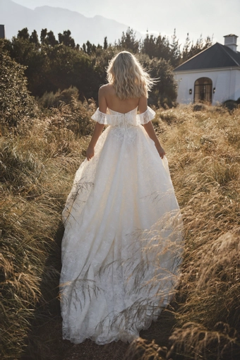 Vagabond Bridal Style #Cassiopeia #2 default backface vertical thumbnail