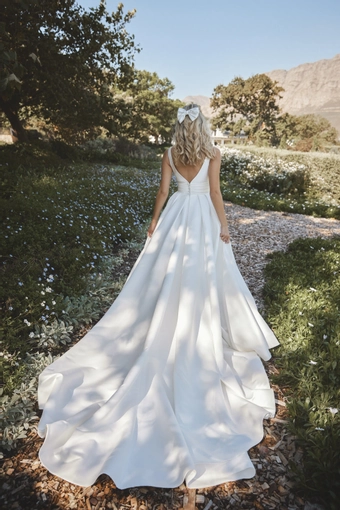 Vagabond Bridal Style #Demeter #2 backface vertical thumbnail