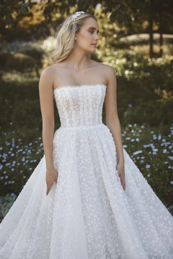 Vagabond Bridal Style #Persephone #5 frontface vertical cropped thumbnail