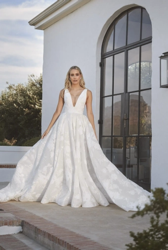 Vagabond Bridal Style #Phaedra #0 default frontface vertical thumbnail