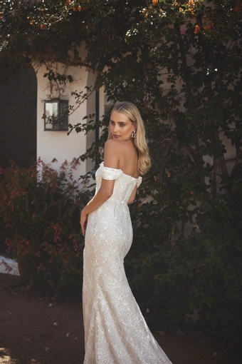 Vagabond Bridal Style #Theo #4 backface vertical cropped thumbnail
