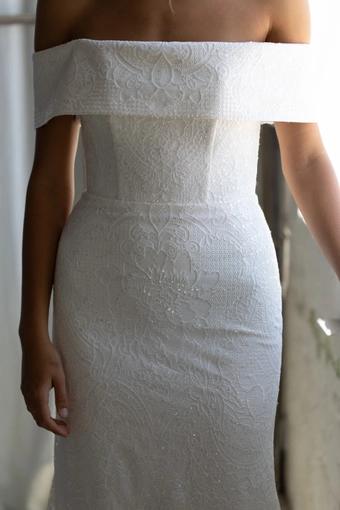 Vagabond Bridal Style #Beta #5 frontface vertical cropped thumbnail