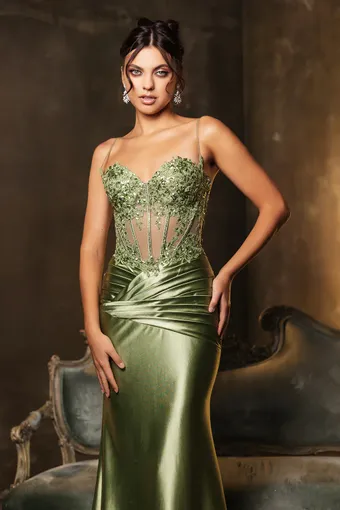 May Queen MQ2139 #22 frontface vertical cropped thumbnail