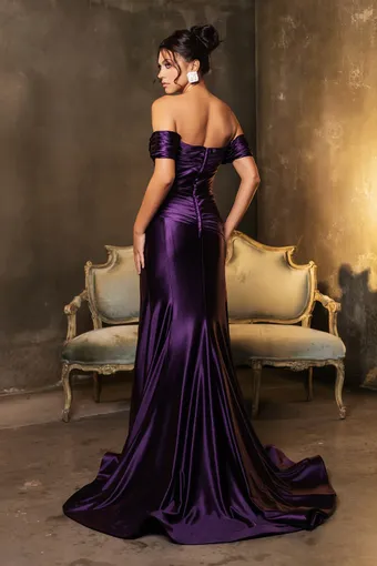 May Queen RQ8189B #1 vertical thumbnail
