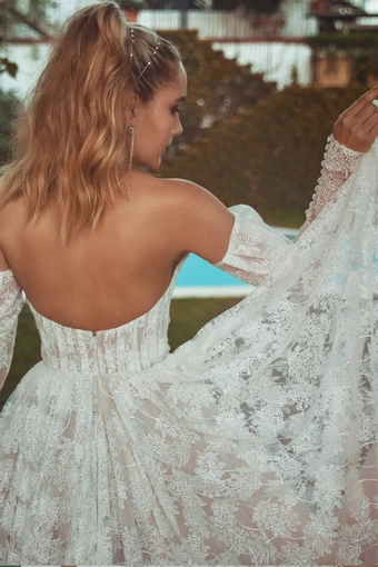Vagabond Bridal Style #Adonis #9 backface vertical cropped thumbnail