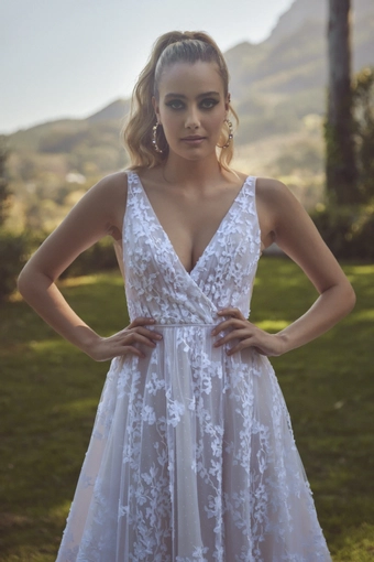 Vagabond Bridal Style #Azure #4 frontface vertical cropped thumbnail