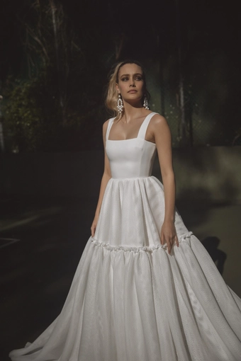Vagabond Bridal Style #Emperor #7 frontface vertical cropped thumbnail
