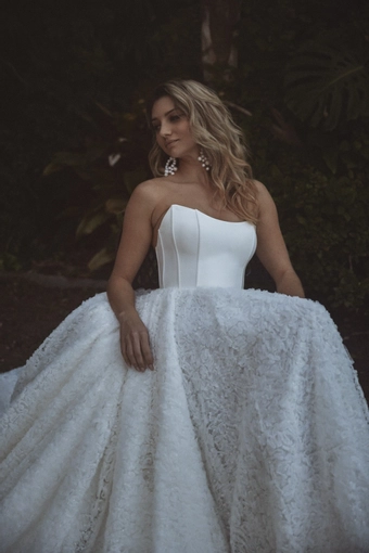 Vagabond Bridal Style #Essex #2 frontface vertical cropped thumbnail
