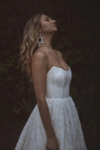 Vagabond Bridal Style #Essex #3 frontface vertical cropped thumbnail