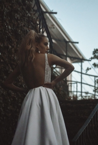 Vagabond Bridal Style #Heath #5 backface vertical cropped thumbnail