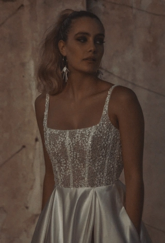 Vagabond Bridal Style #Heath #4 frontface vertical cropped thumbnail