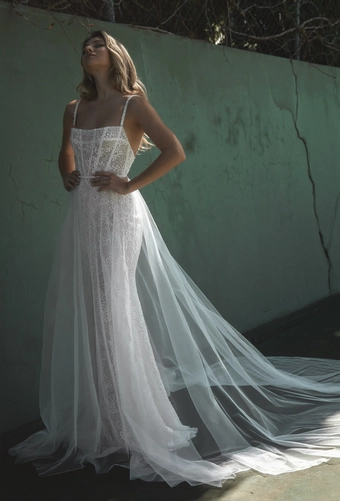 Vagabond Bridal Style #Marble #1 frontface vertical thumbnail