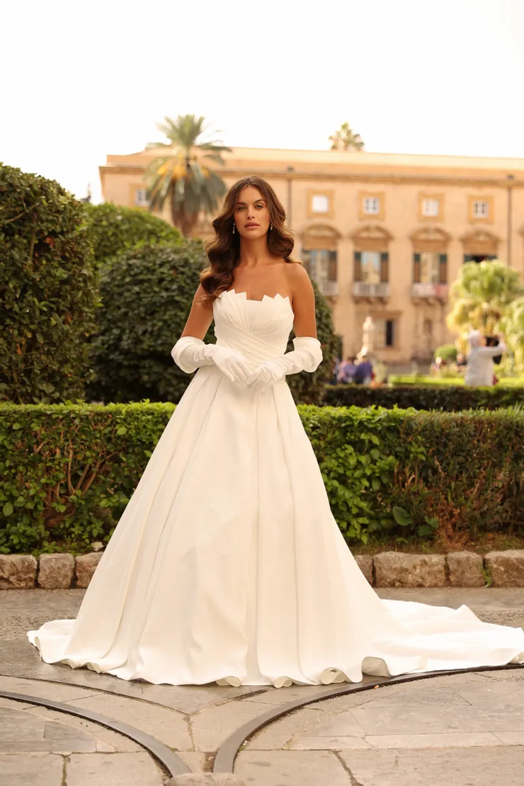 Daniela Di Marino 6444 Image
