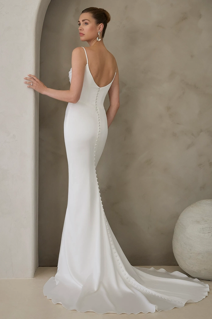 Casablanca Bridal LE159