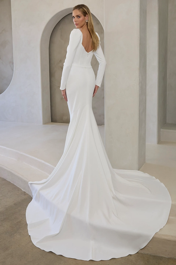 Casablanca Bridal LE163