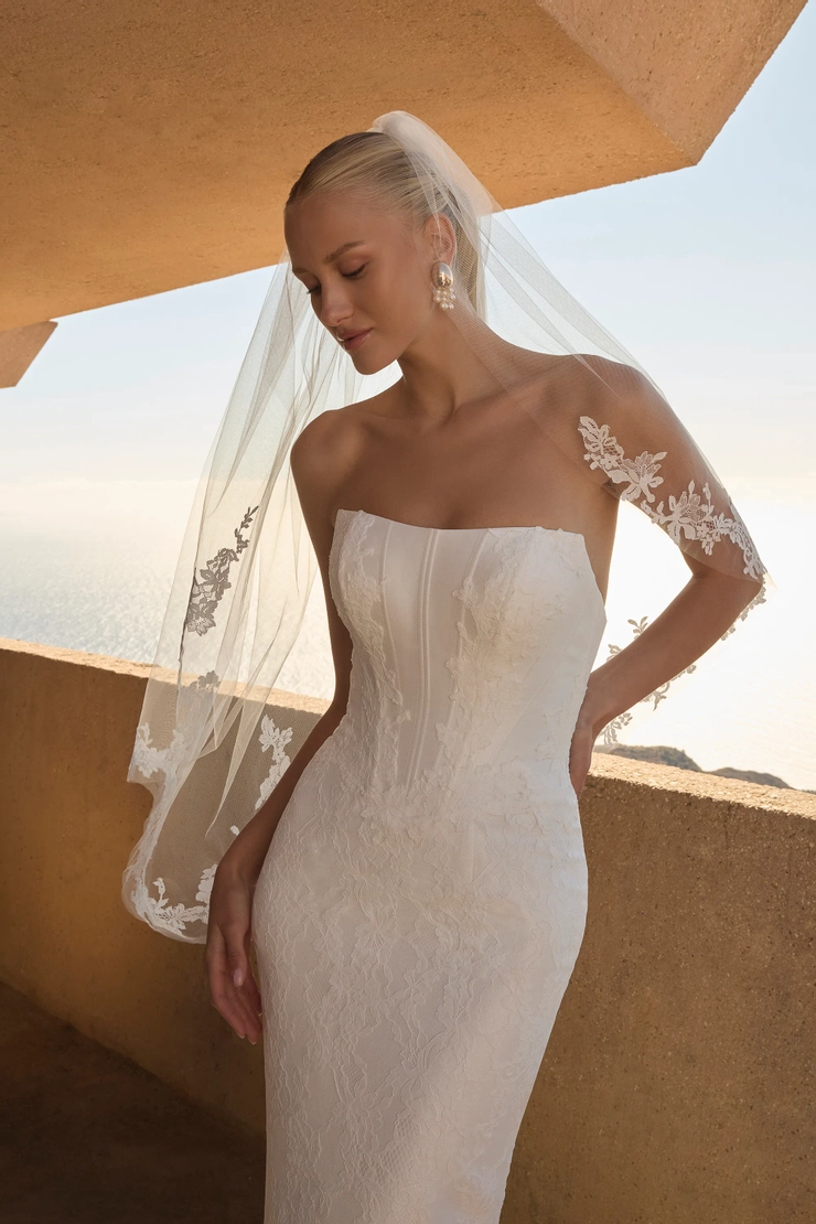 Casablanca Bridal 2601
