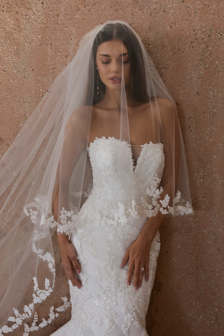 Casablanca Bridal 2607