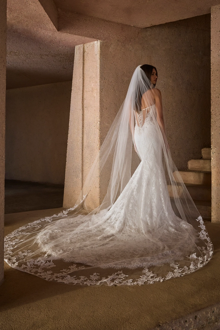 Casablanca Bridal 2609