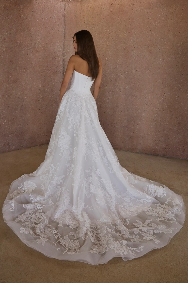 cheap formal dresses australia under $50 Never Worn Casablanca Bridal Callie BL354 Wedding Dress main image 0