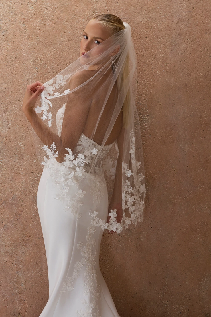 Casablanca Bridal 2617