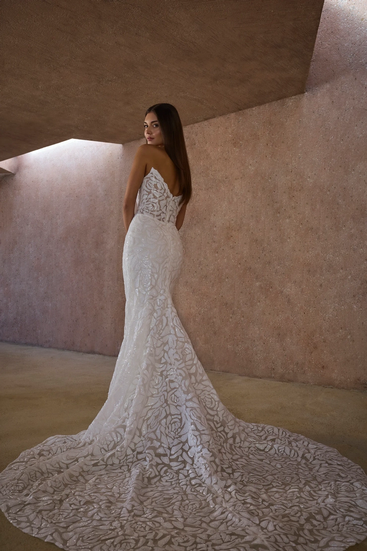 Casablanca Bridal 2620