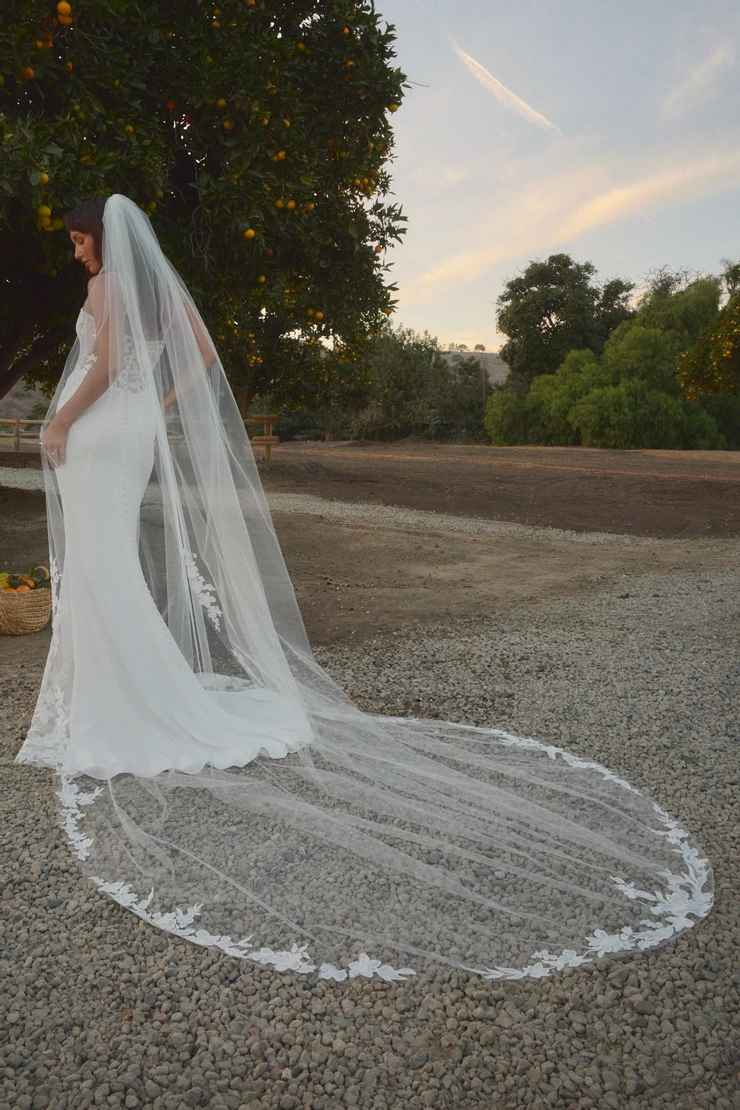Casablanca Bridal BL477