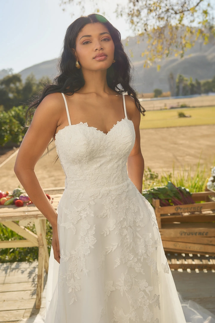 Casablanca Bridal BL479