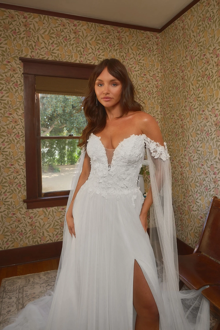 Casablanca Bridal BL480