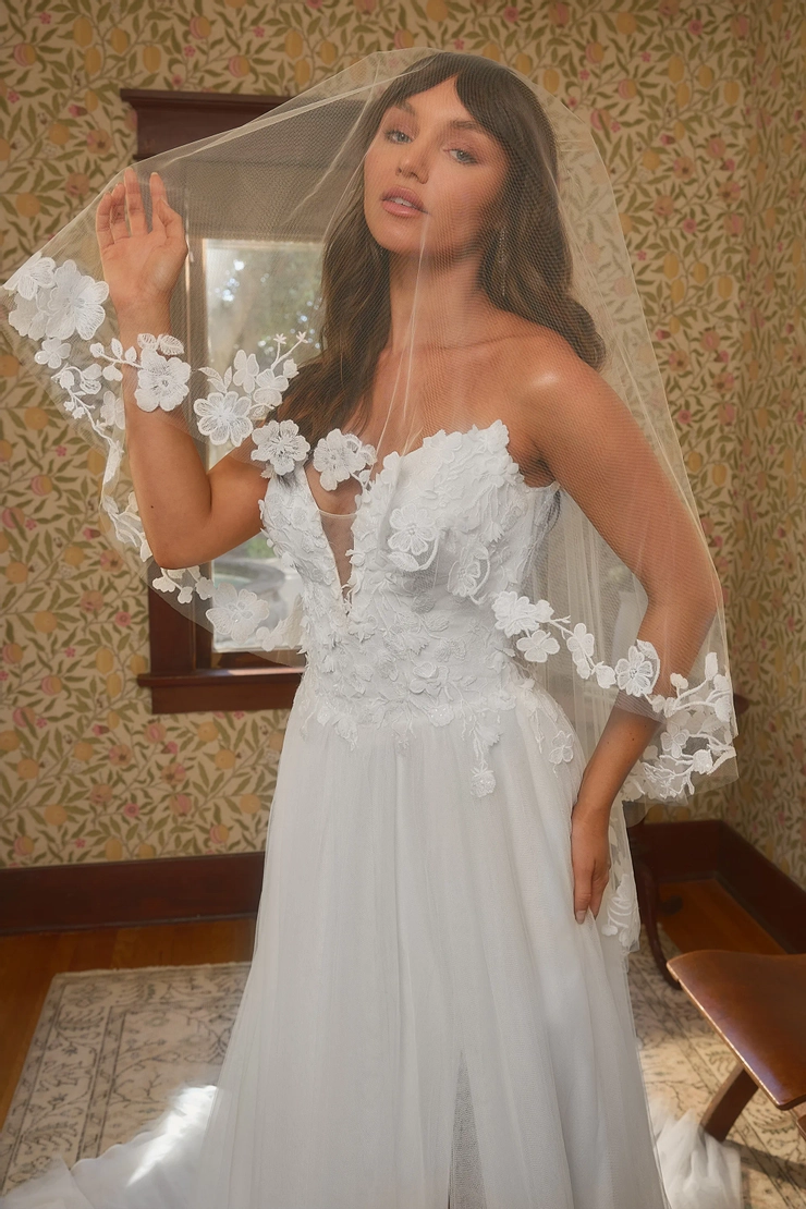 Casablanca Bridal BL480
