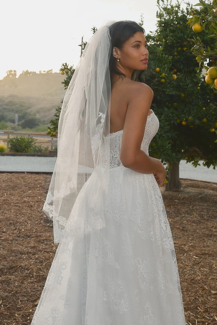 Casablanca Bridal BL482