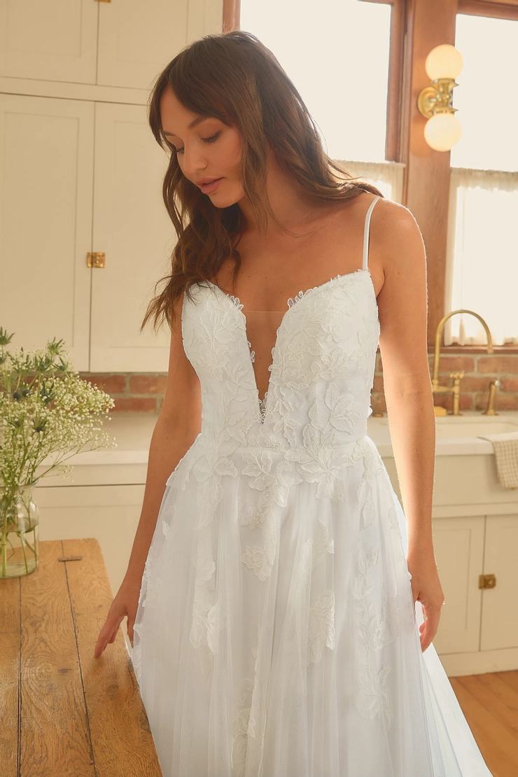 Casablanca Bridal BL489