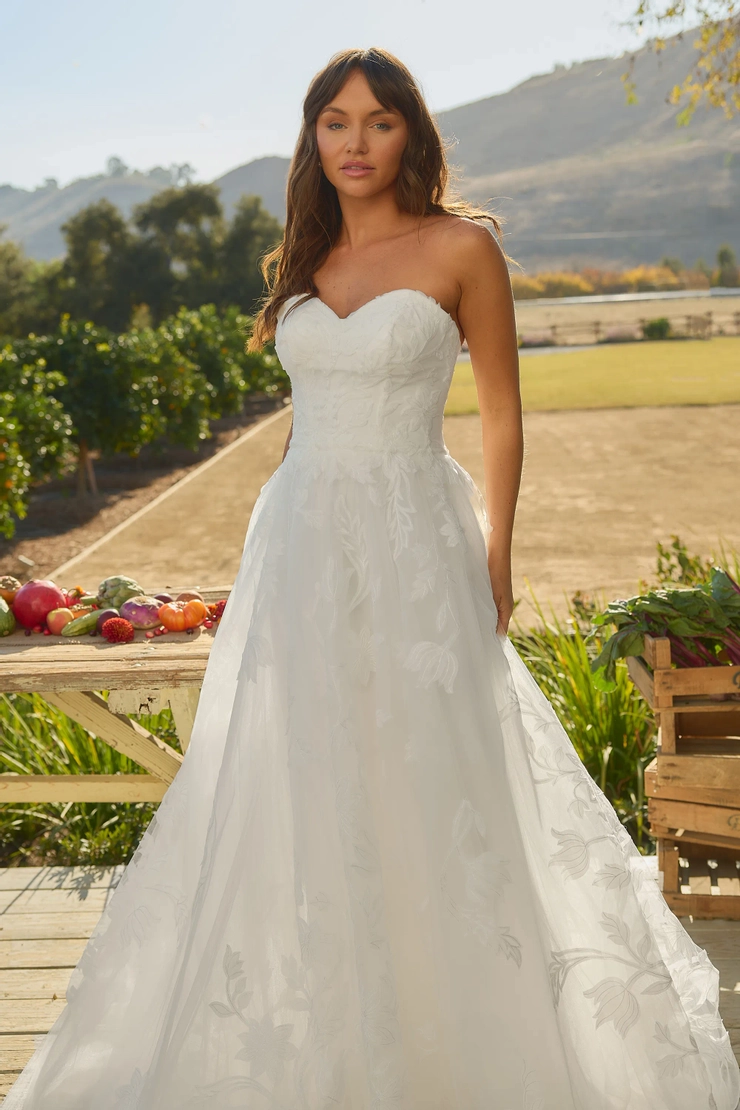 Casablanca Bridal BL491
