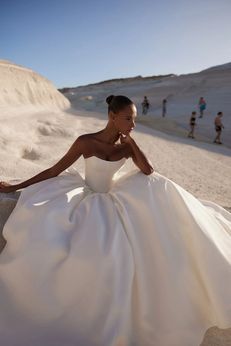 Eva Lendel Default Thumbnail Image