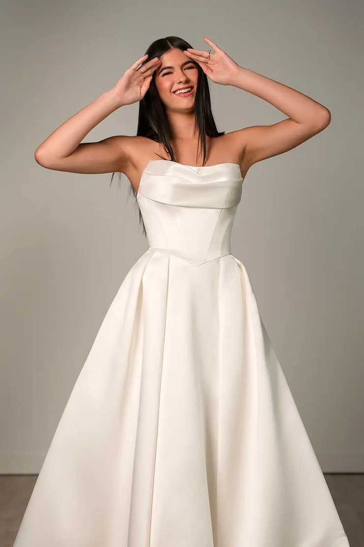 Stella York  8084