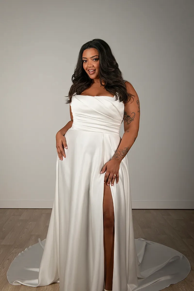 Stella York 8110 #9 frontface vertical cropped picture