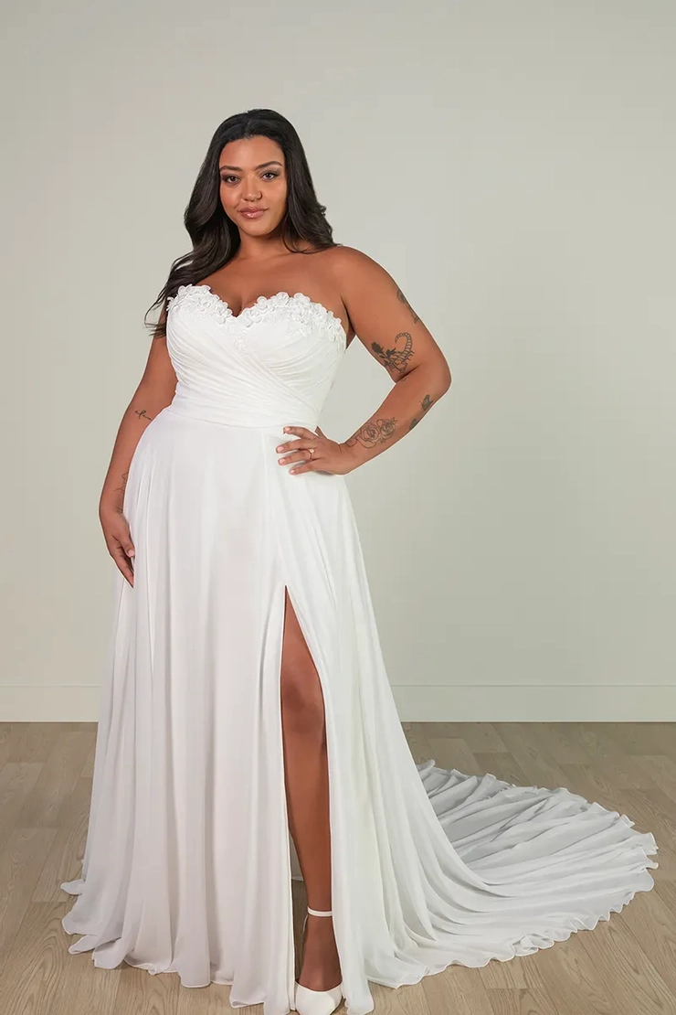 Stella York 8145 #1 frontface vertical picture