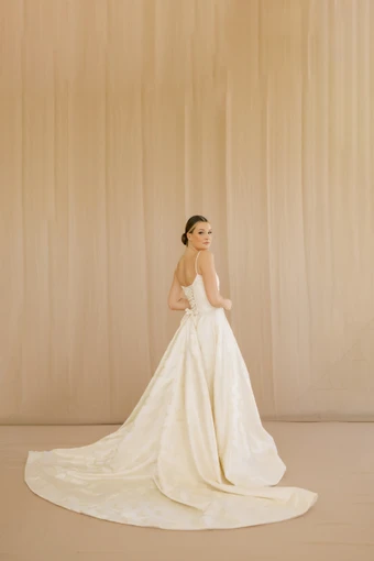 Ordane Collection Style #Dorthea #2 default backface vertical thumbnail