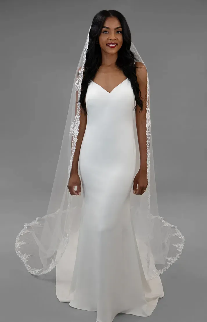 【eitoさま専用】フェアリーベール/fairly veil Grace & Goddess | Britt's Bridal - AVL0093CR IVR | Britt's