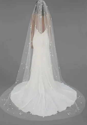 Grace & Goddess AVL0172ZZ IVR #0 default vertical thumbnail