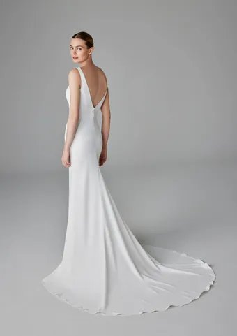 Pronovias Aldona #2 backface vertical thumbnail
