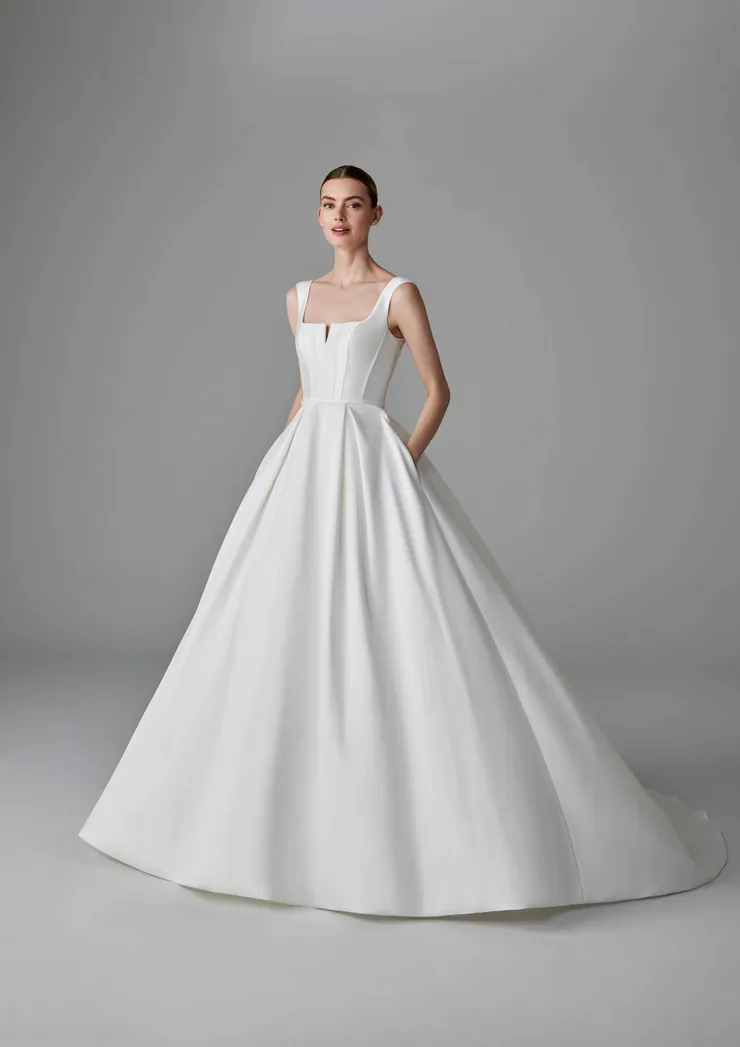 Pronovias Alphosine Image