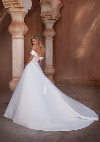 Pronovias Athos #1 default backface vertical thumbnail