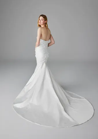 Pronovias Bozena #1 default backface vertical thumbnail