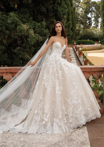 Pronovias Elcira #0 default frontface vertical thumbnail