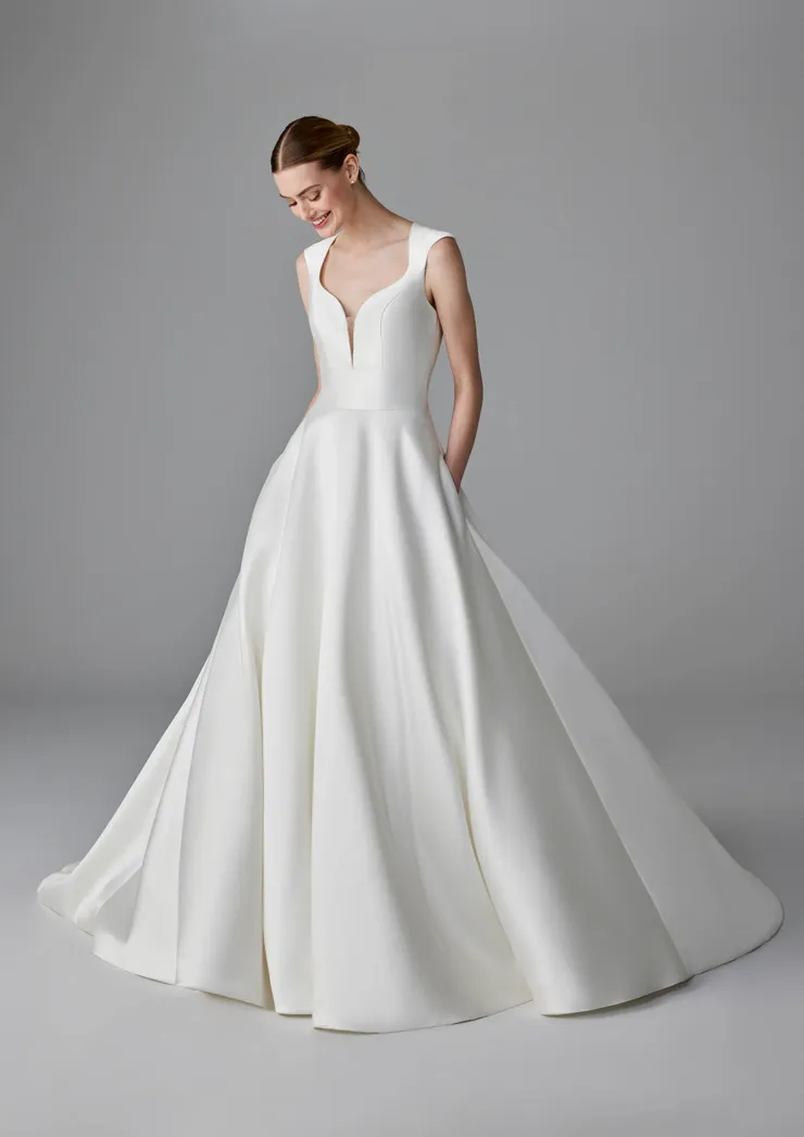 Pronovias Etincelle Image