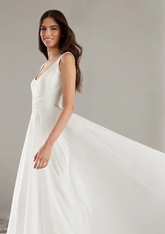 Pronovias Eufeme #3 frontface vertical cropped thumbnail